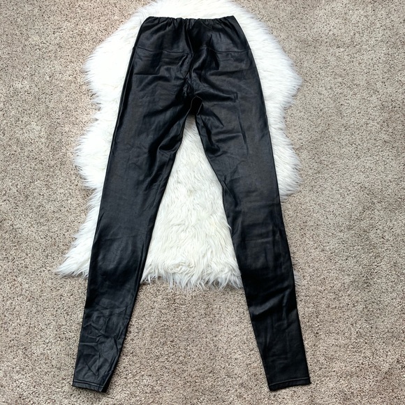 Wilfred Free Daria Vegan Leather Black Leggings - Picture 7 of 7